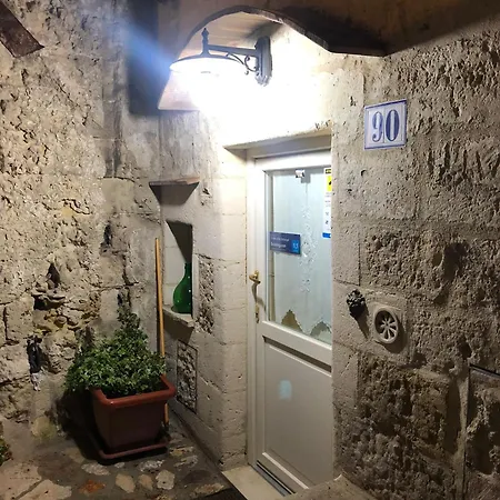 Guest house Il Nido Dello Striscignl 3*